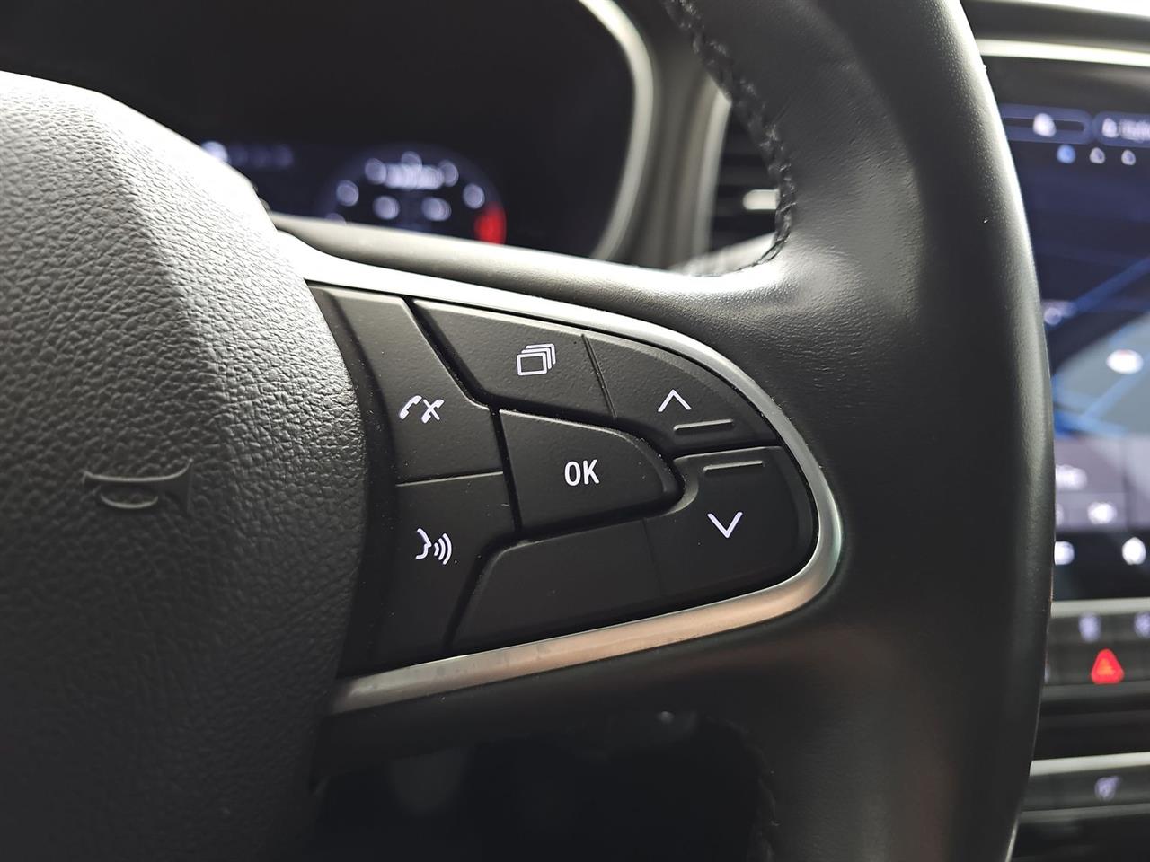 Renault MEGANE Megane 1.3 TCe FAP Techno EDC 2024