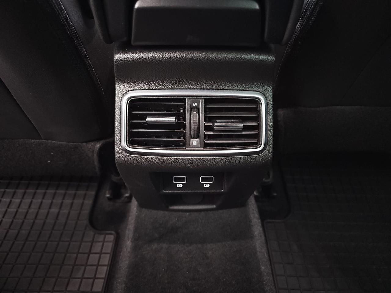 Renault MEGANE Megane 1.3 TCe FAP Techno EDC 2024