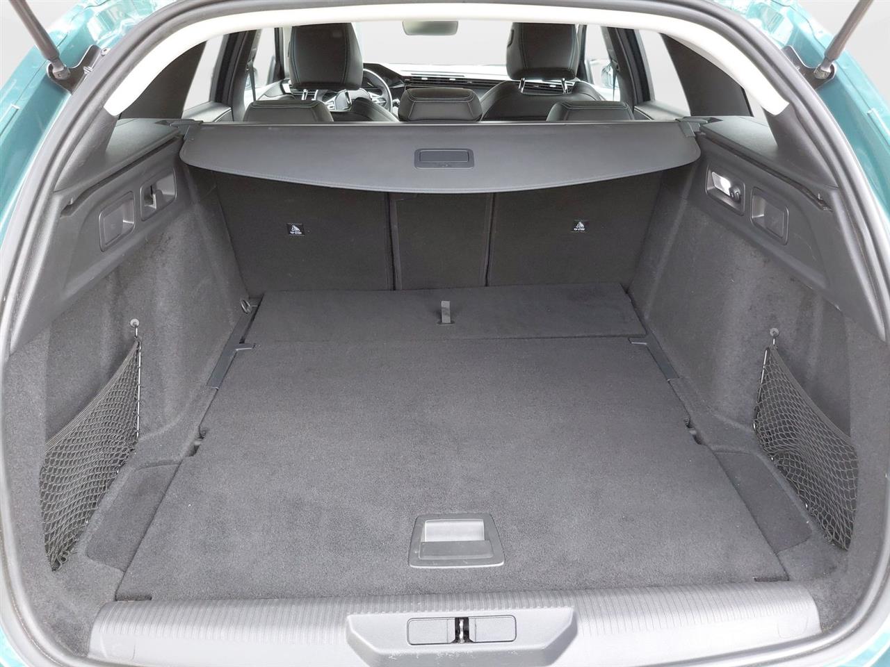 Peugeot 308 308 1.5 BlueHDi Allure Pack S&S EAT8 2023