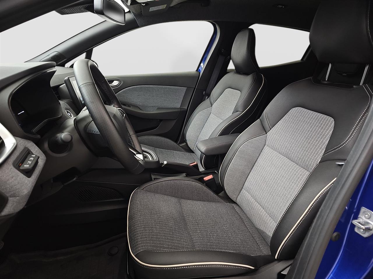 Renault CLIO Clio 1.6 E-TECH Full Hybrid 145 Techno 2025