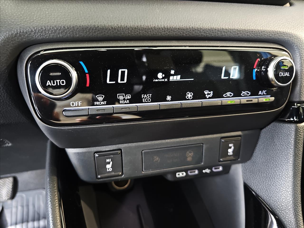 Toyota YARIS Yaris Hybrid 1.5 Executive 2024