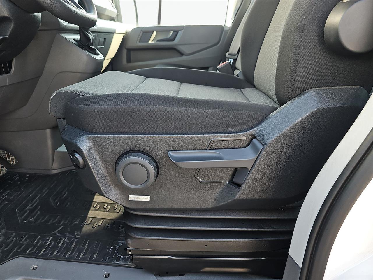Volkswagen CRAFTER Crafter 35 BiTDI Aut. 2022
