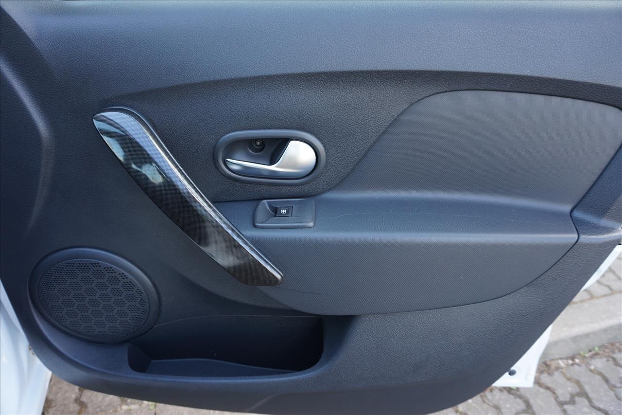 Dacia SANDERO Sandero 1.2 16V Laureate 2017