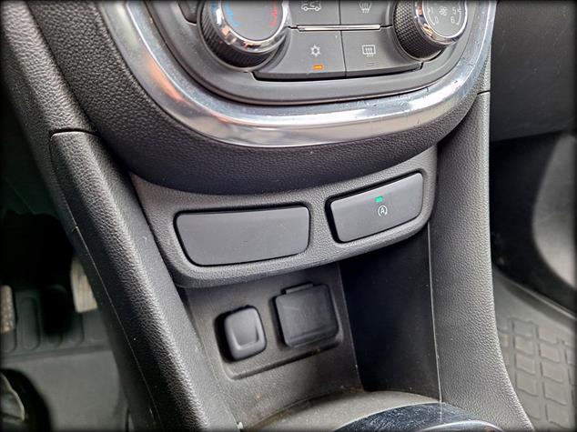 Opel MOKKA Mokka 1.6 Active S&S 2015