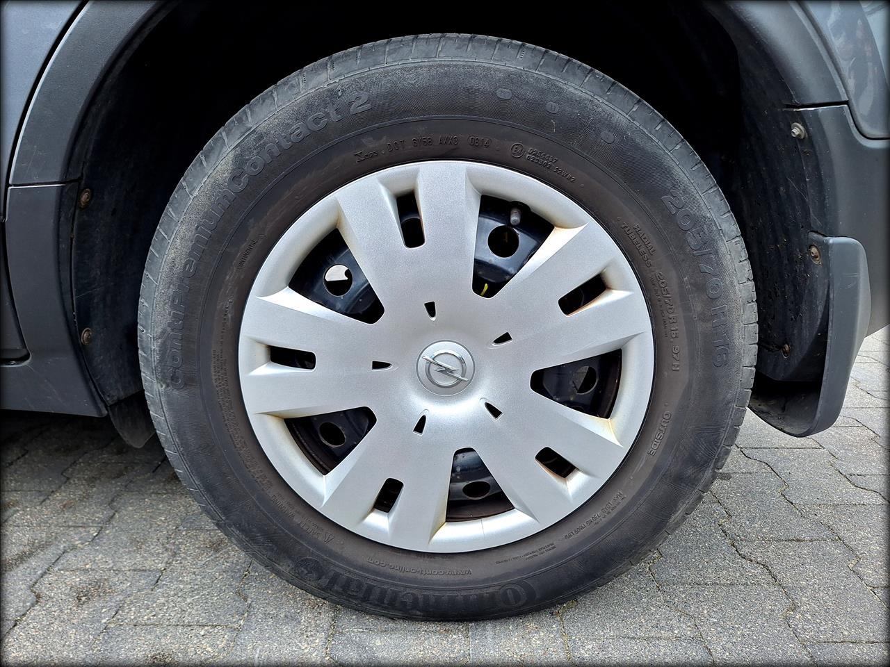 Opel MOKKA Mokka 1.6 Active S&S 2015