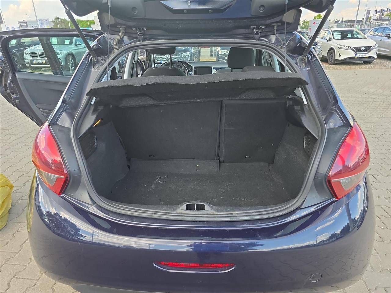 Peugeot 208 208 1.6 BlueHDi Active 2016