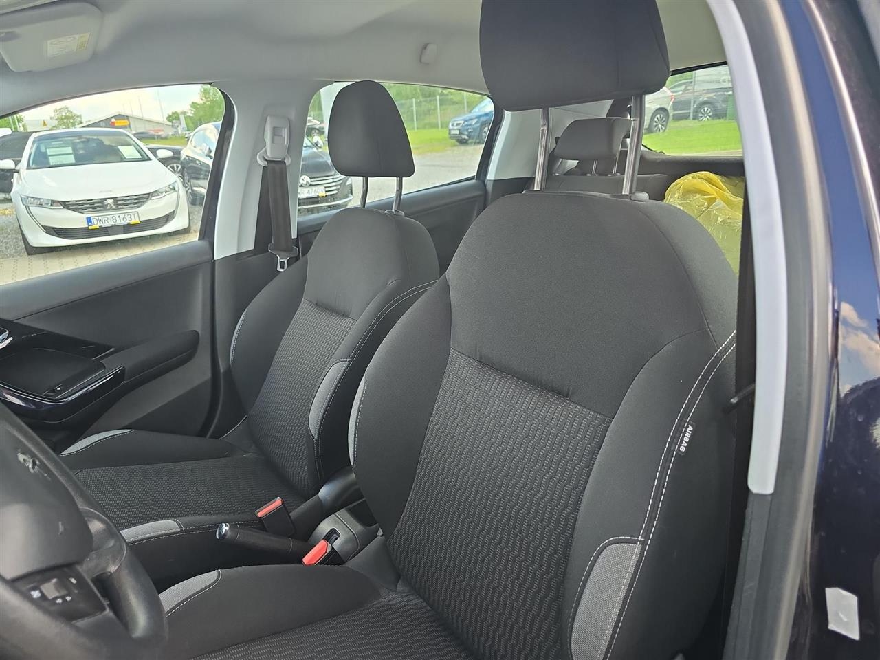 Peugeot 208 208 1.6 BlueHDi Active 2016