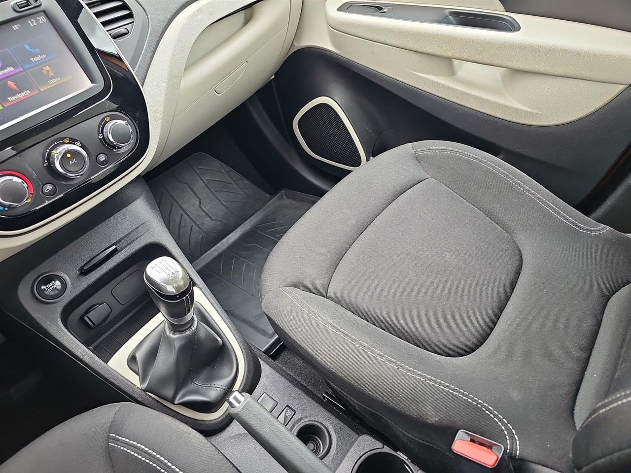 Renault CAPTUR Captur 1.2 Energy TCe Limited 2017