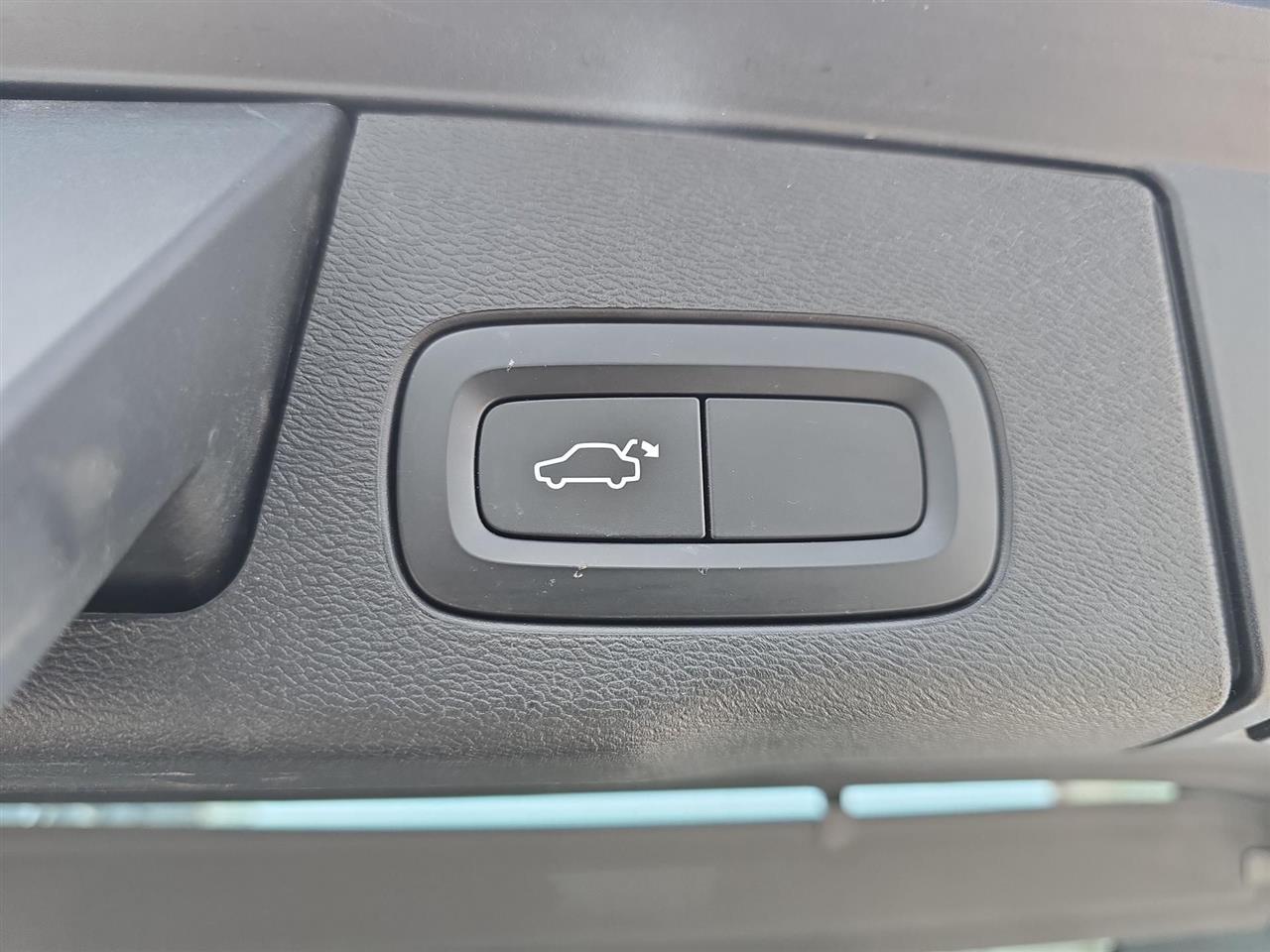 Volvo XC60 XC60 D4 Momentum aut 2019