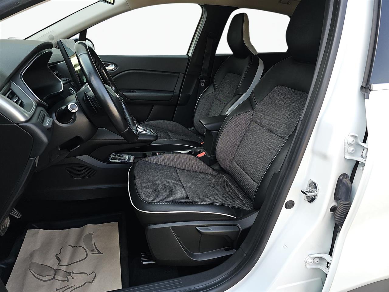 Renault CAPTUR Captur 1.3 TCe Intens EDC 2020