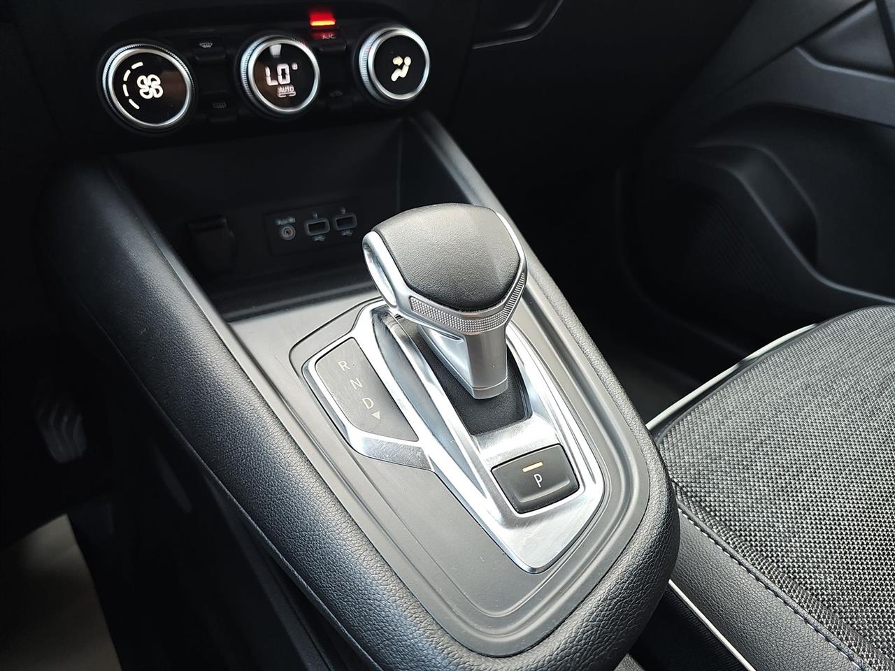 Renault CAPTUR Captur 1.3 TCe Intens EDC 2020