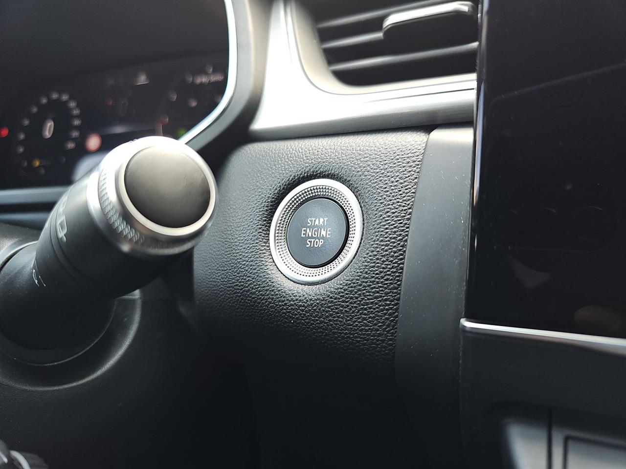 Renault CAPTUR Captur 1.3 TCe Intens EDC 2020