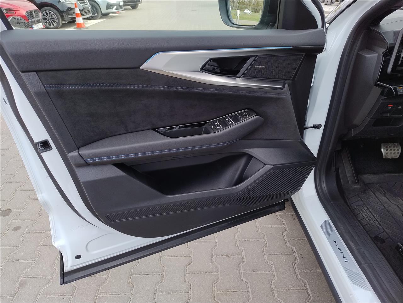 Renault AUSTRAL Austral 1.3 TCe mHEV Iconic esprit Alpine aut 2024