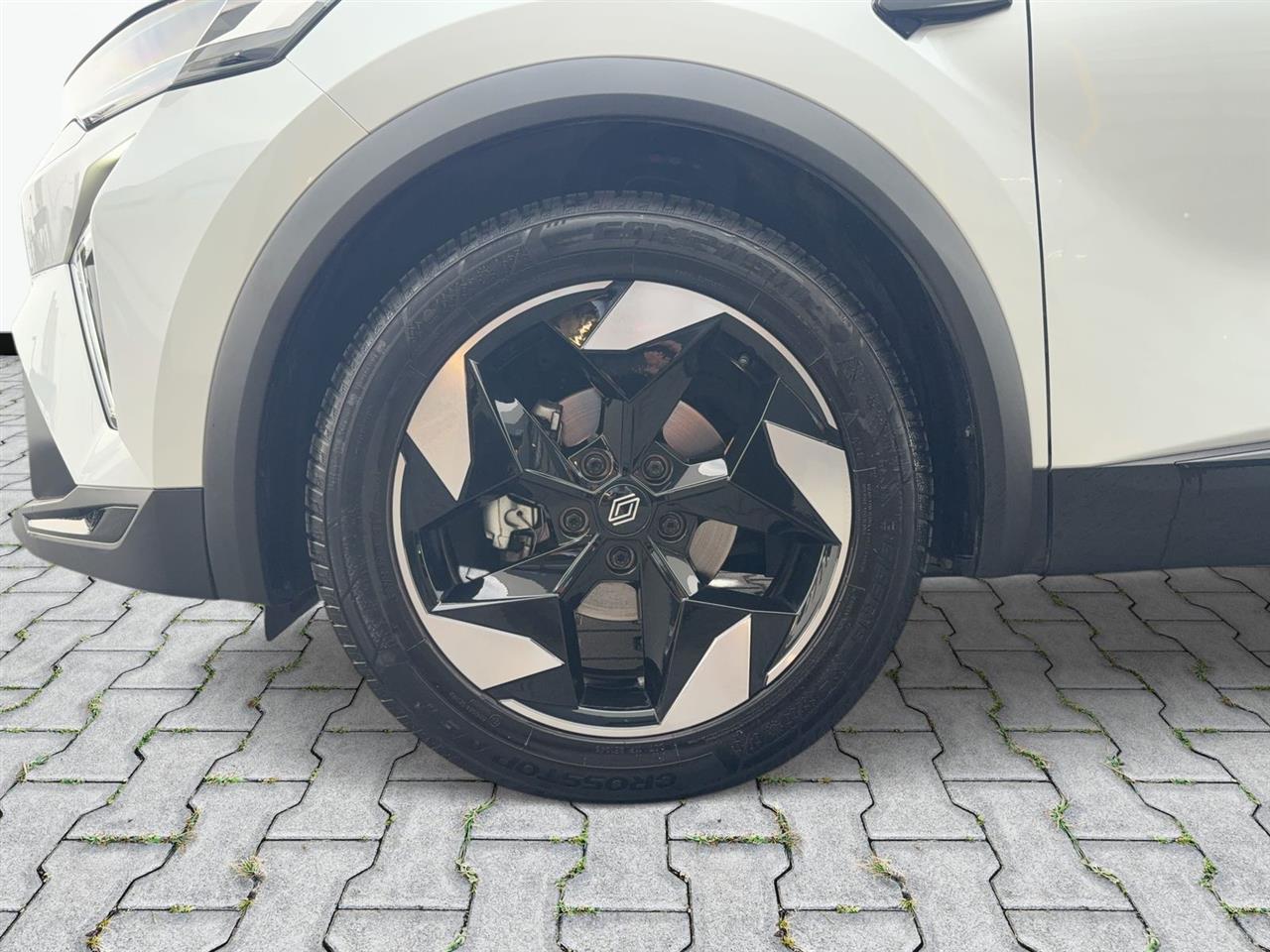 Renault CAPTUR Captur 1.3 TCe mHEV Techno EDC 2024