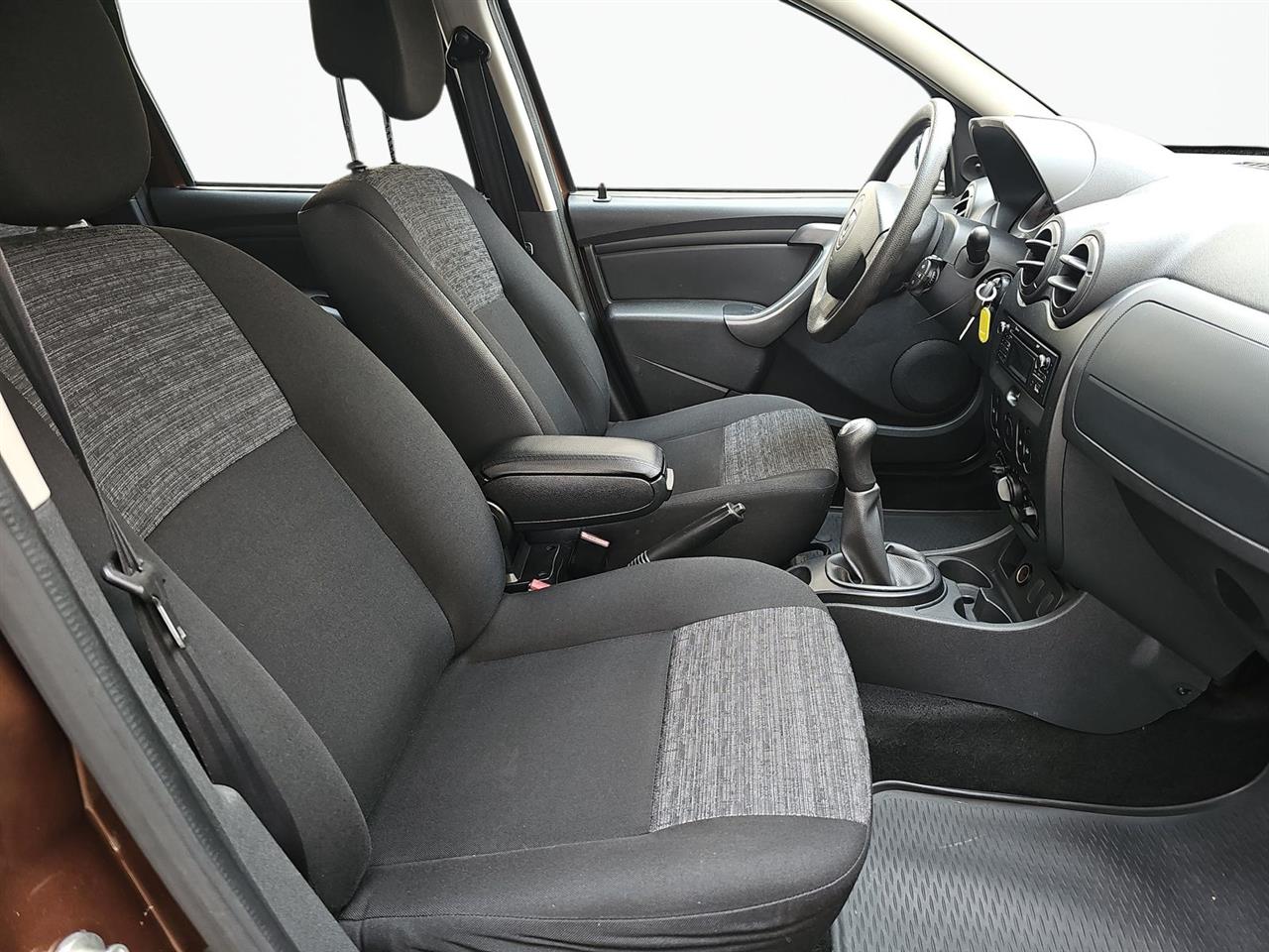 Dacia DUSTER Duster 1.6 Laureate 2013