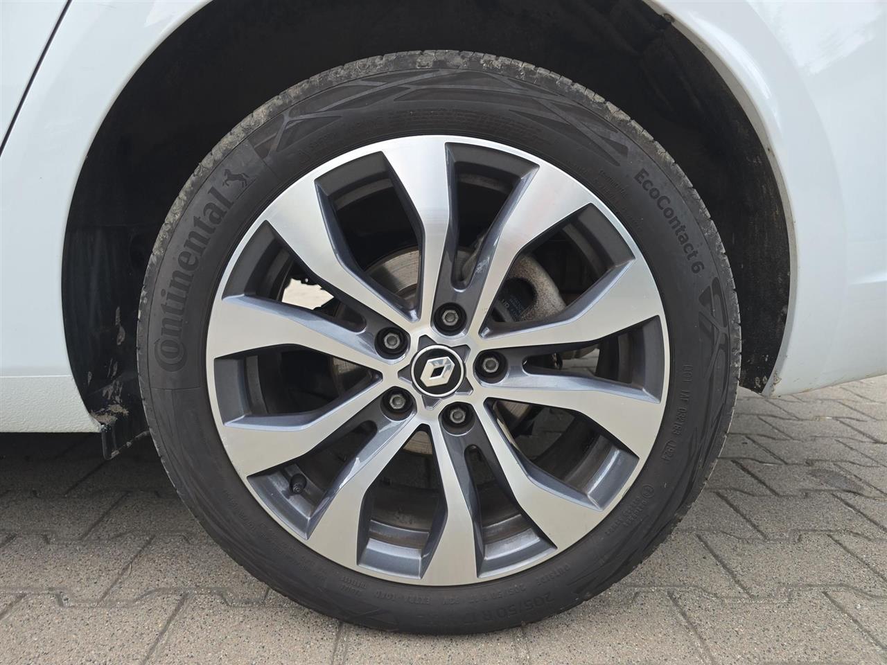Renault MEGANE Megane 1.3 TCe Techno EDC 2024