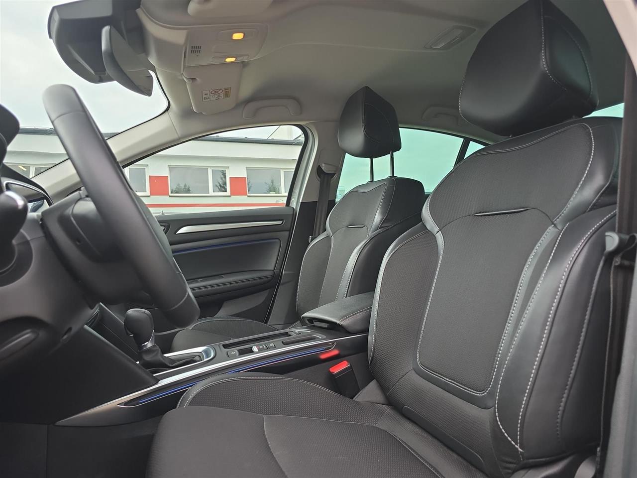 Renault MEGANE Megane 1.3 TCe Techno EDC 2024