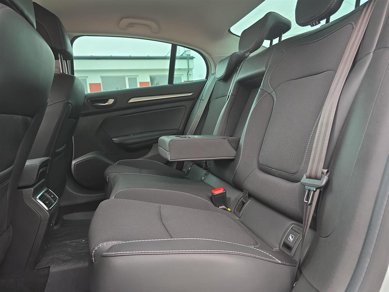 Renault MEGANE Megane 1.3 TCe Techno EDC 2024