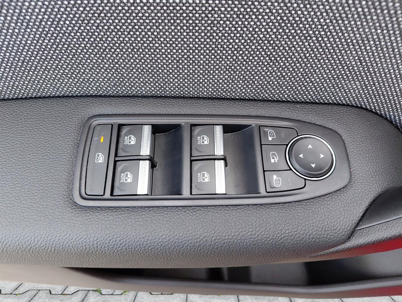 Renault CAPTUR Captur 1.3 TCe mHEV Techno EDC 2024