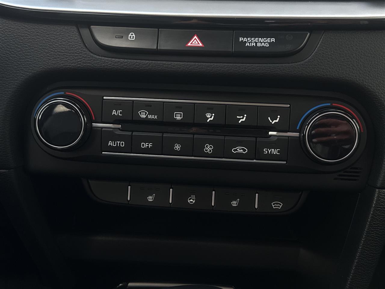 Kia CEE'D Ceed 1.5 T-GDI Business Line Plus DCT 2021