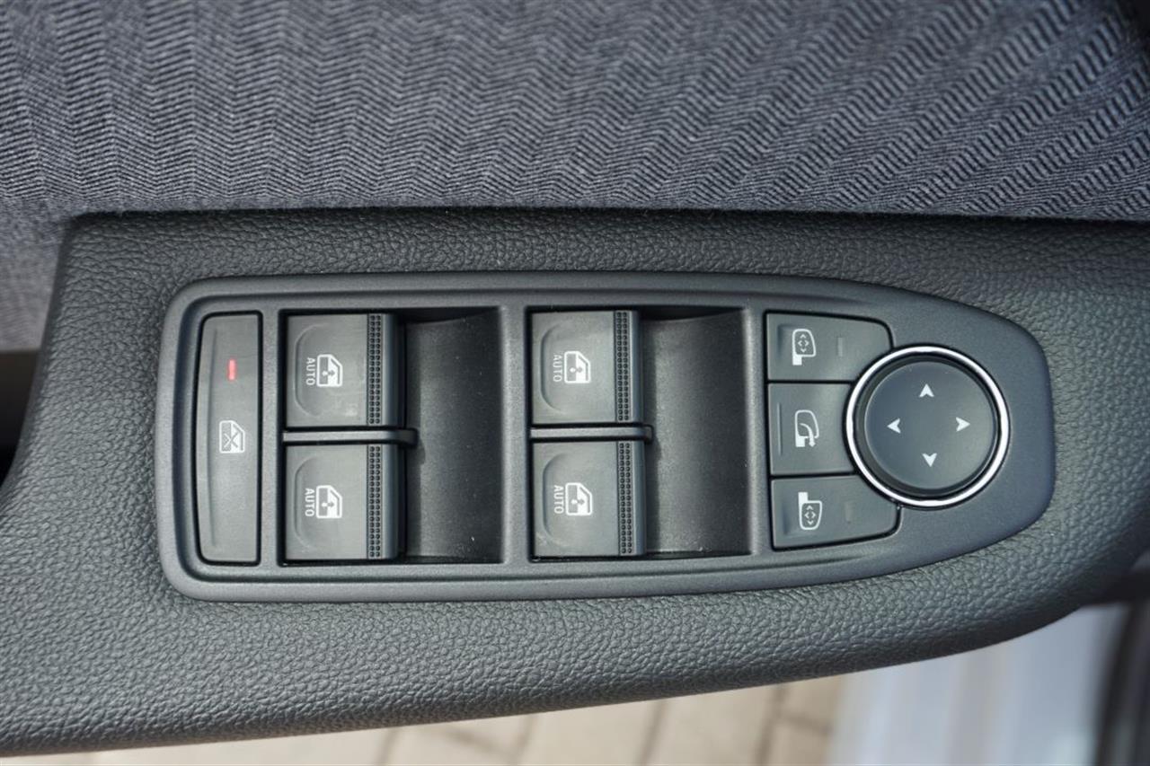Renault CLIO Clio 1.6 E-TECH Full Hybrid 145 Techno 2025