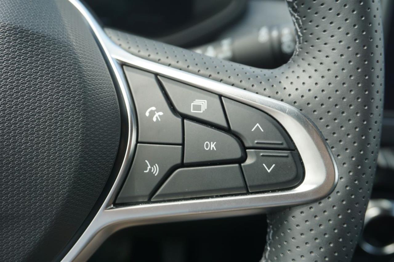 Renault CLIO Clio 1.6 E-TECH Full Hybrid 145 Techno 2025