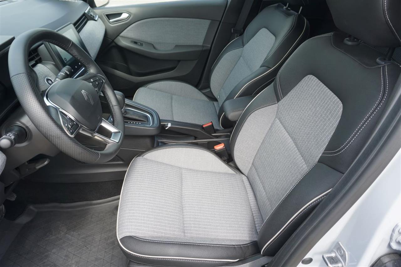 Renault CLIO Clio 1.6 E-TECH Full Hybrid 145 Techno 2025