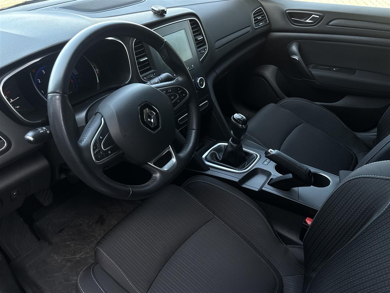 Renault MEGANE Megane 1.6 SCe Limited 2018