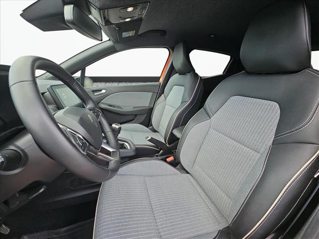 Renault CLIO Clio 1.0 TCe Techno 2024