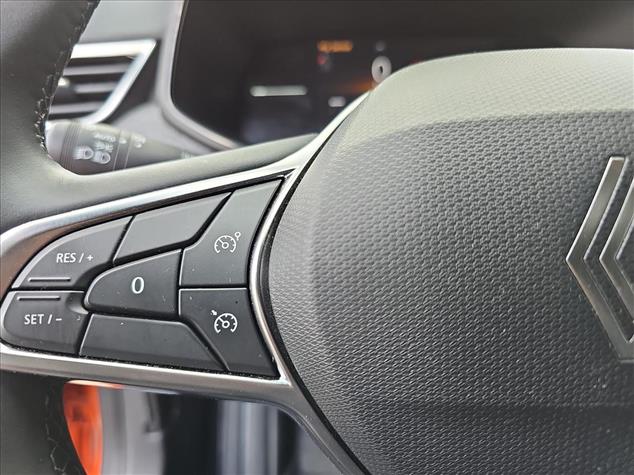 Renault CLIO Clio 1.0 TCe Techno 2024