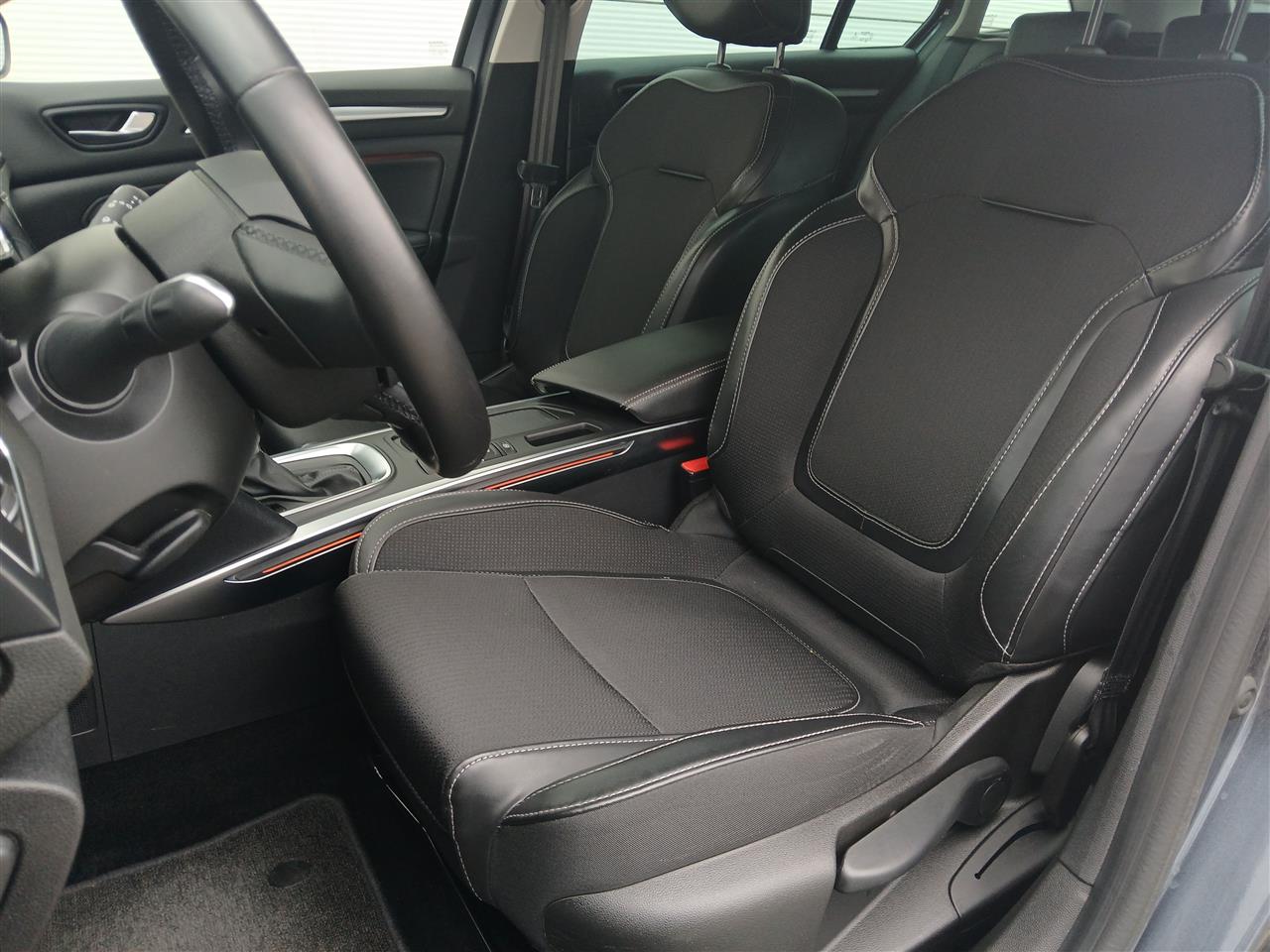 Renault MEGANE Megane 1.3 TCe FAP Techno EDC 2022