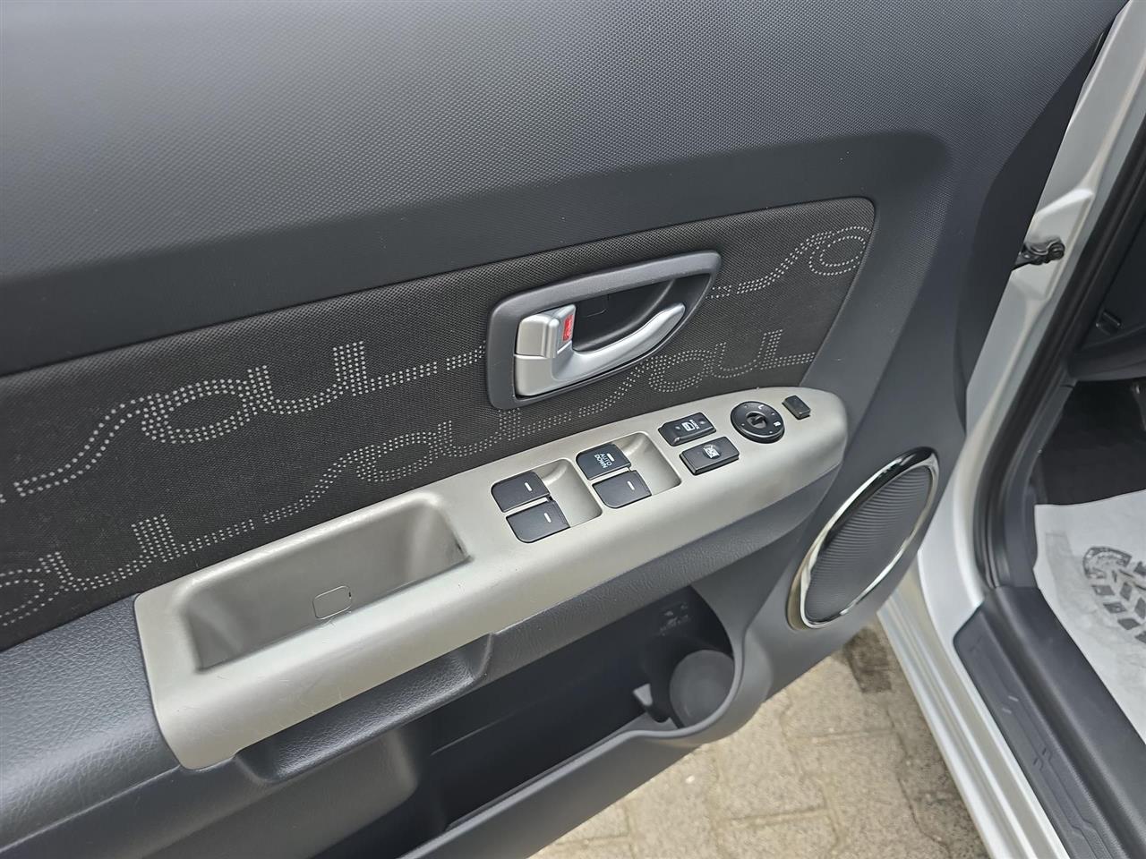 Kia SOUL Soul 1.6 GDI L 2012