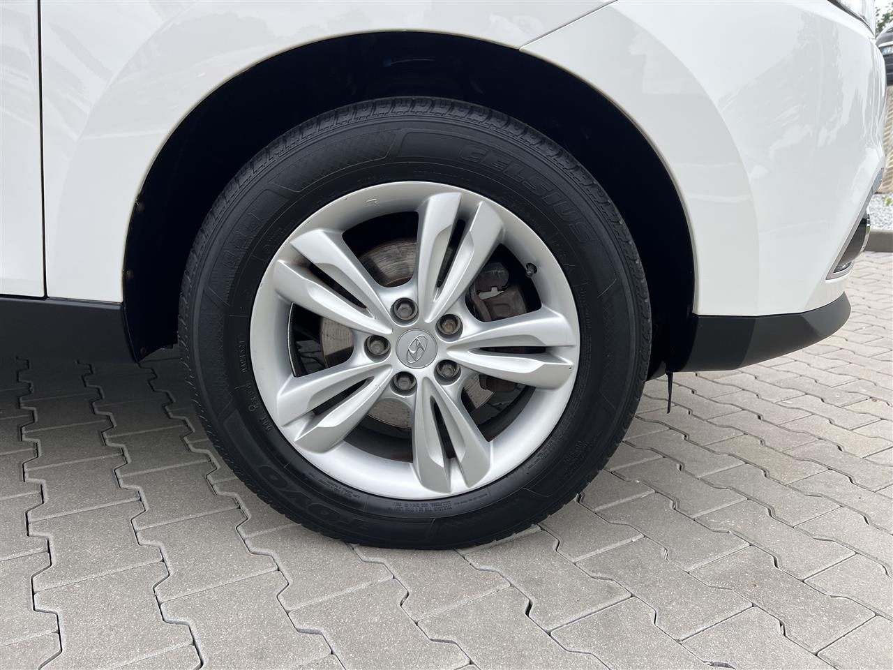 Hyundai IX35 ix35 2.0 Style 2WD 2012
