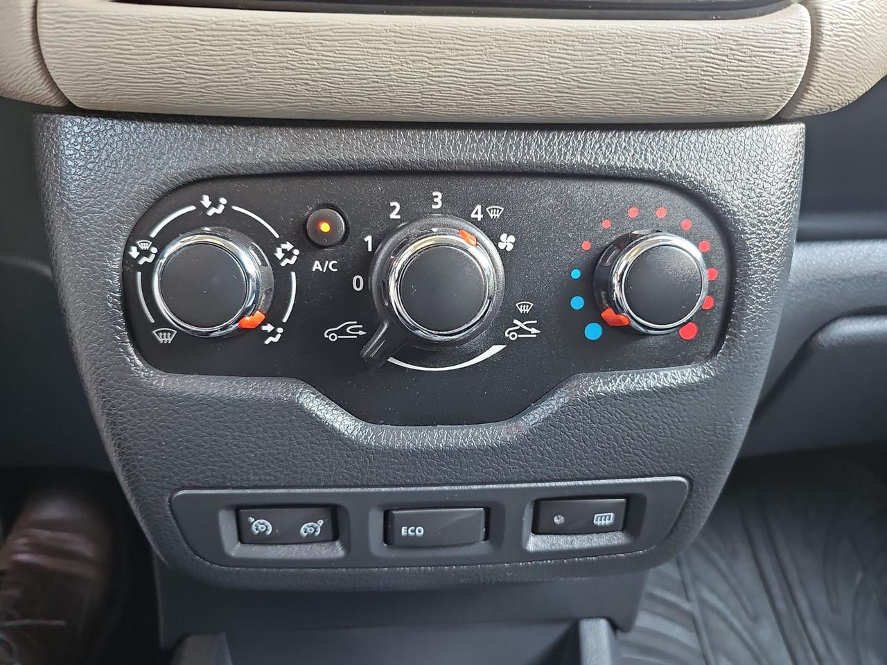 Dacia LODGY Lodgy 1.2 TCe Laureate S&S EU6 2016