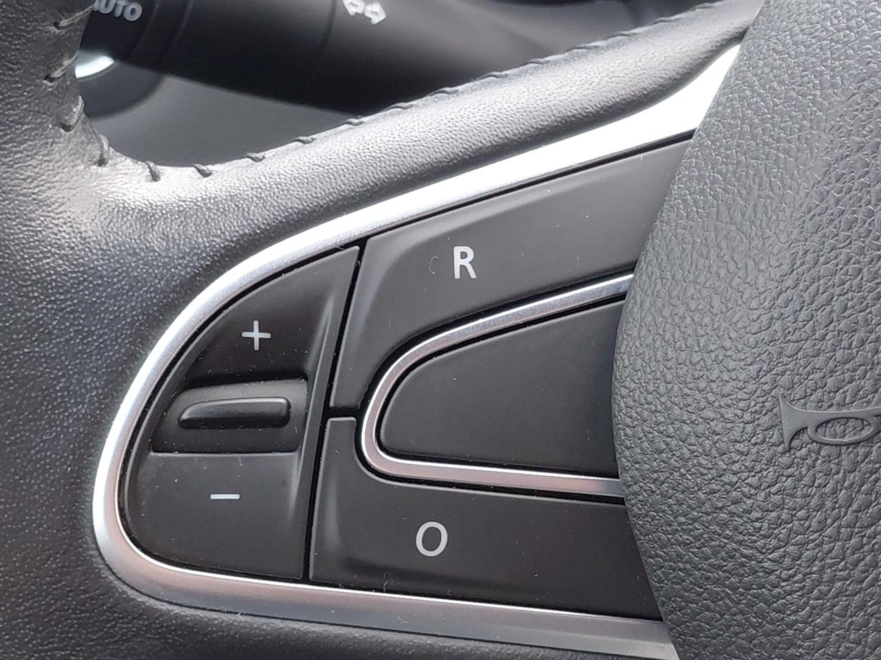 Renault MEGANE Megane 1.3 TCe FAP Limited EDC 2020