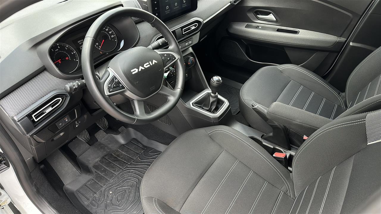Dacia SANDERO Sandero 1.0 TCe Essential 2024