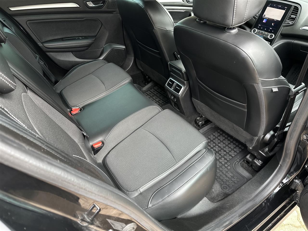 Renault MEGANE Megane 1.3 TCe FAP Intens EDC 2022