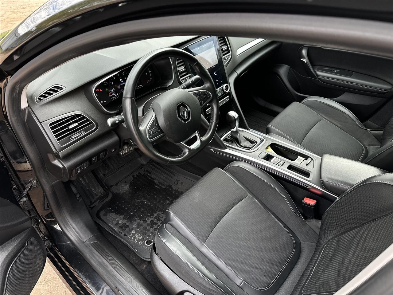 Renault MEGANE Megane 1.3 TCe FAP Intens EDC 2022