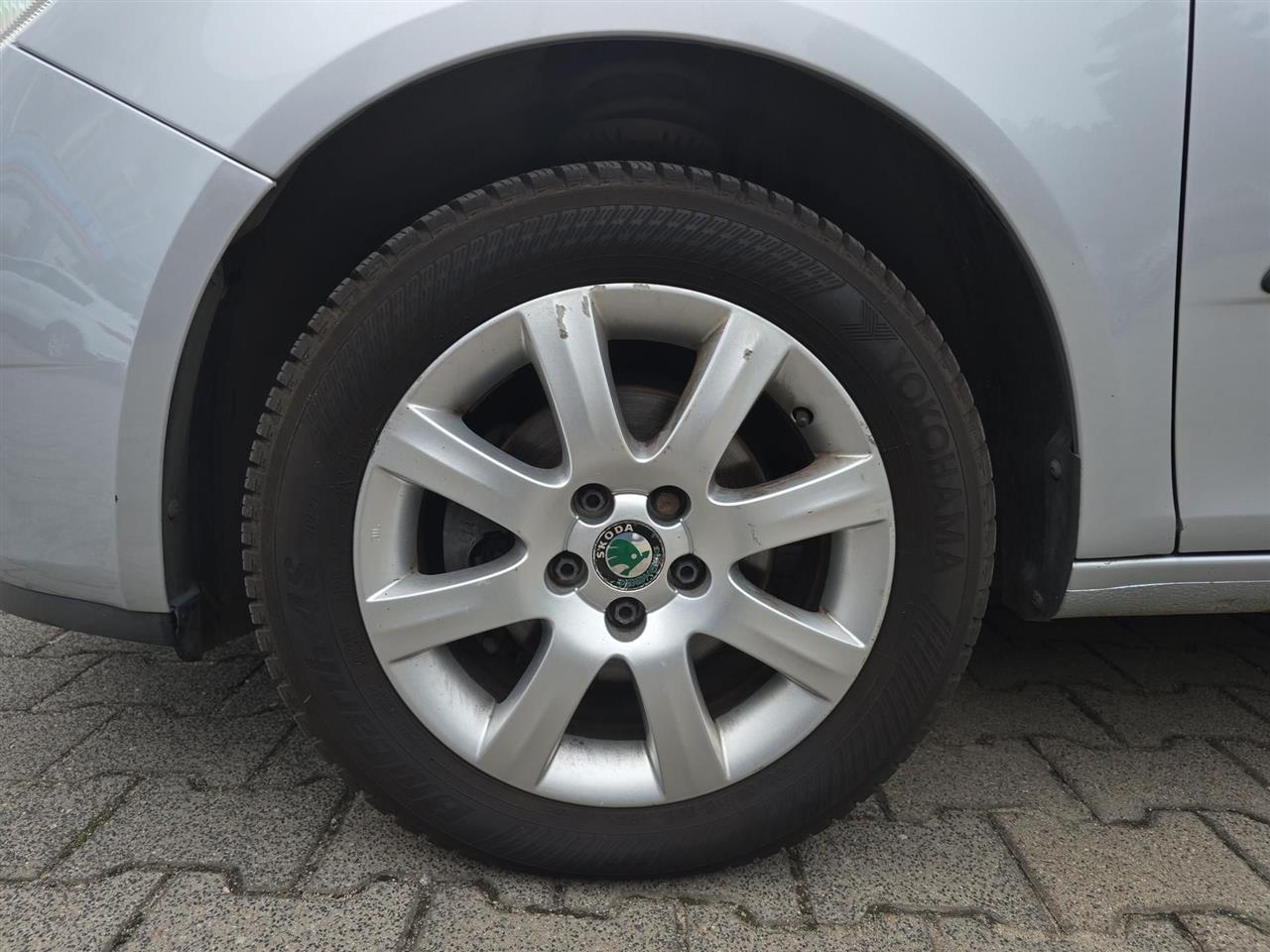 Skoda FABIA Fabia 1.2 12V Style 2009