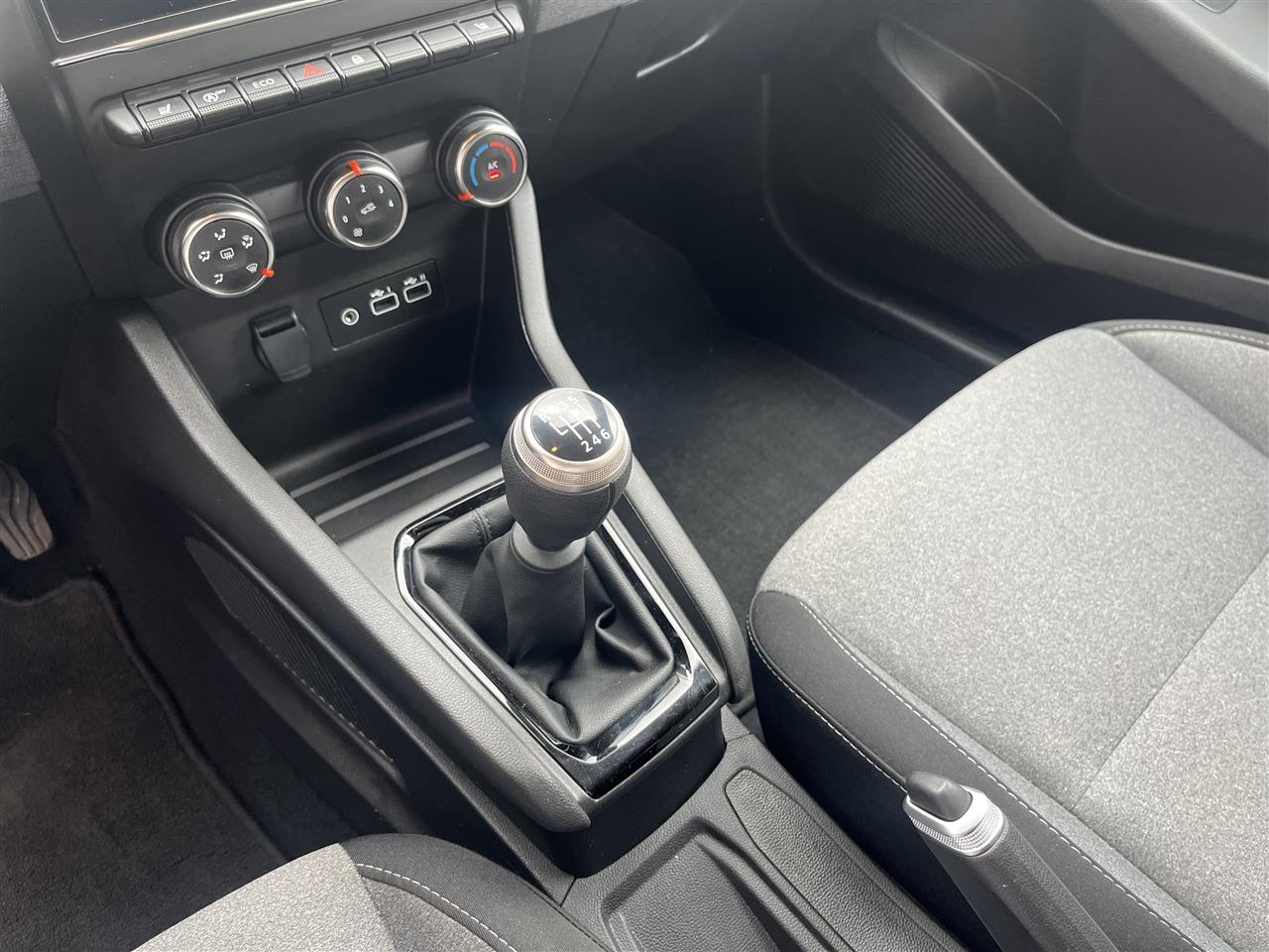 Renault CLIO Clio 1.0 TCe Evolution LPG 2024