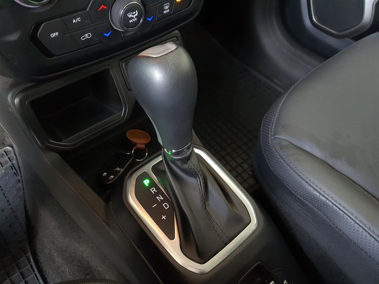 Jeep RENEGADE Renegade 1.5 T4 mHEV Summit FWD S&S DCT 2024