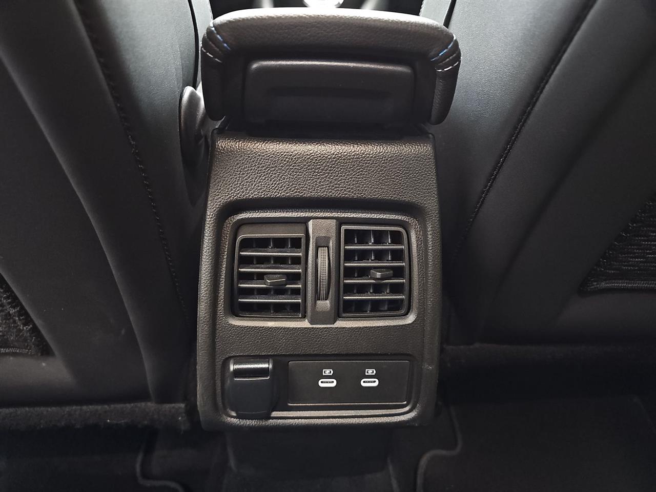 Renault CAPTUR Captur 1.3 TCe mHEV Esprit Alpine EDC 2024