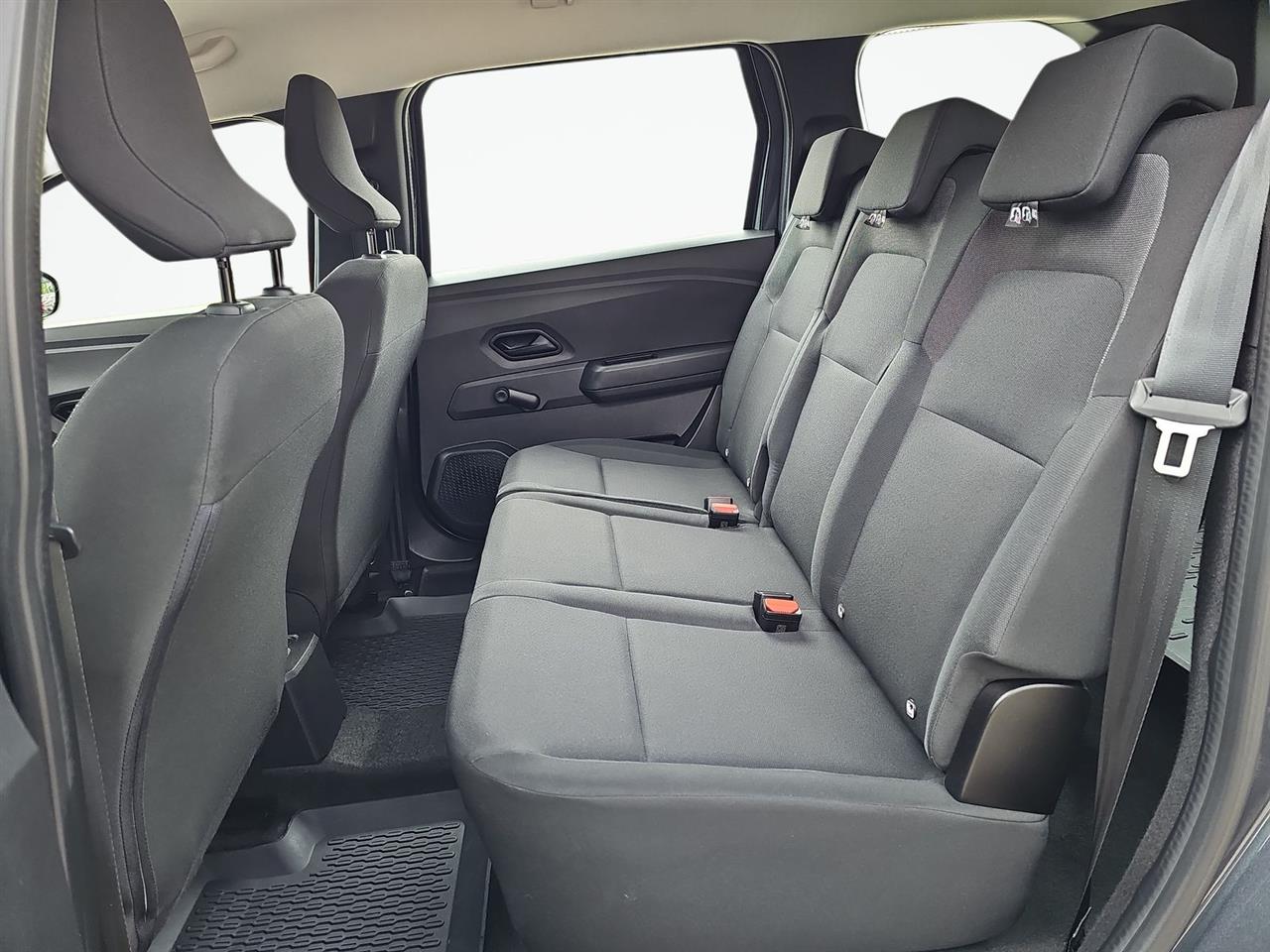 Dacia JOGGER Jogger 1.0 TCe Essential 2022