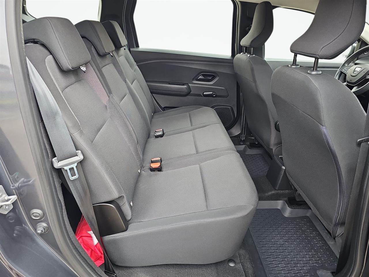 Dacia JOGGER Jogger 1.0 TCe Essential 2022