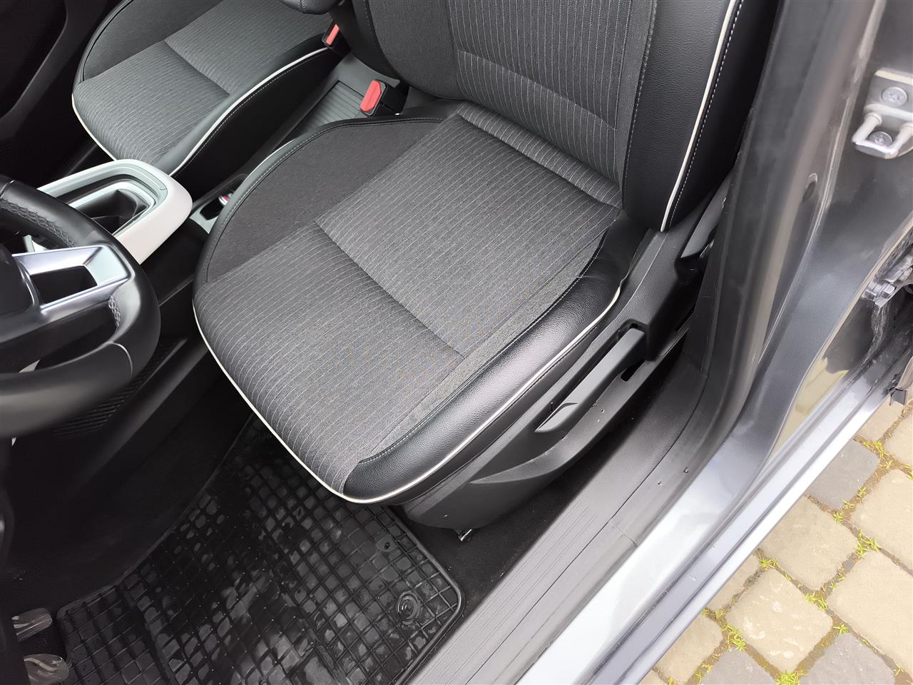 Renault CLIO Clio 1.0 TCe Techno LPG 2023