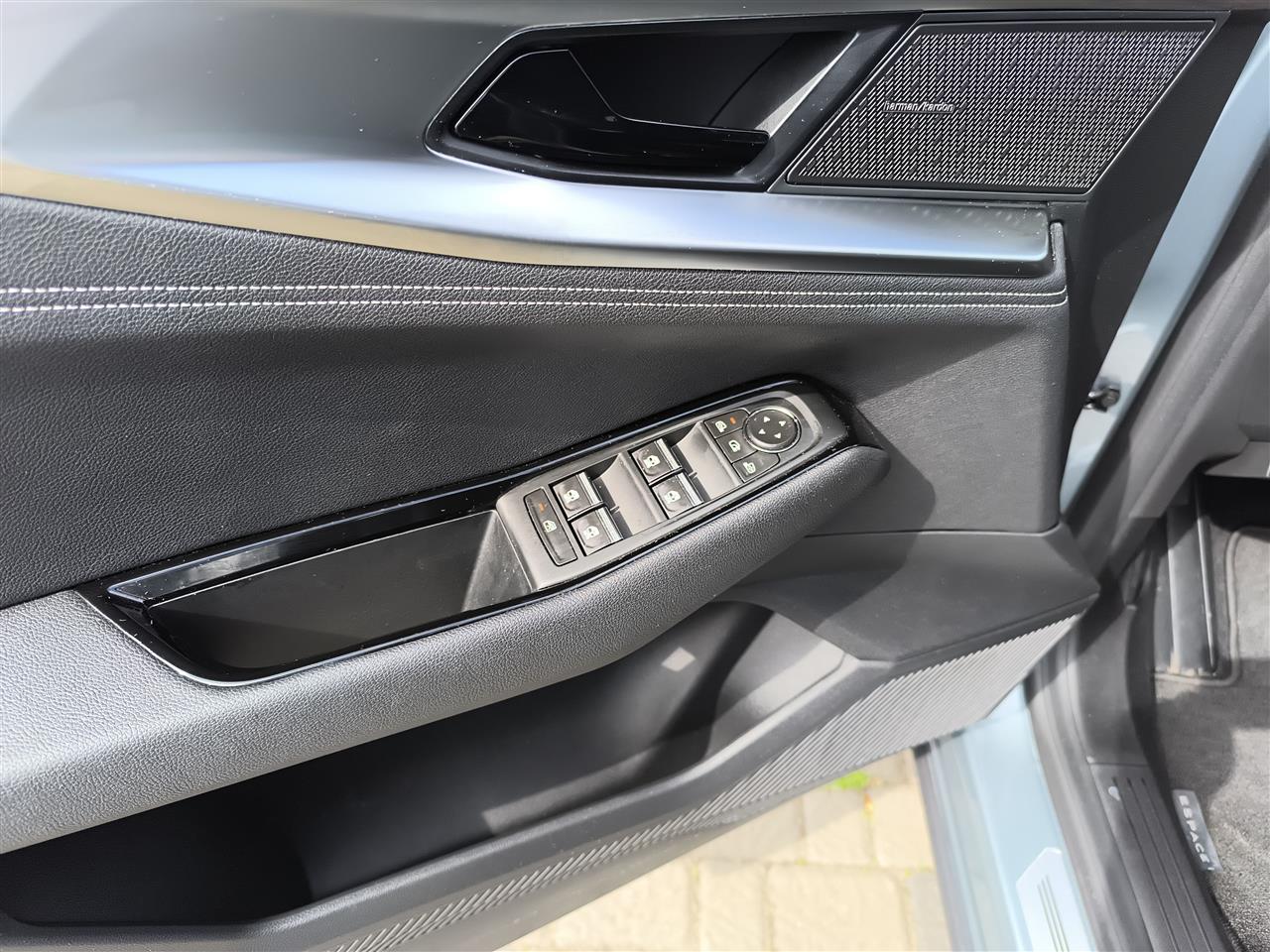 Renault ESPACE Espace 1.2 E-Tech Full Hybrid 200 Iconic MMT 5os. 2025