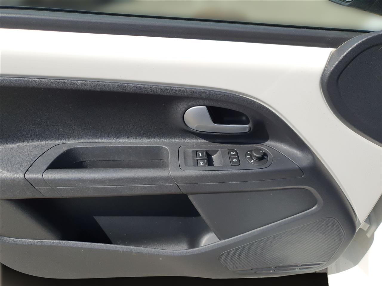 Volkswagen UP! up! 1.0 take up! 2019