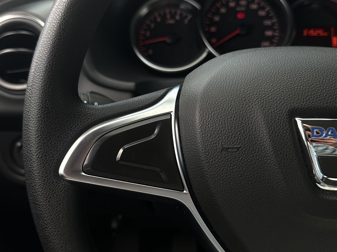 Dacia LOGAN Logan 1.0 SCe Laureate 2020