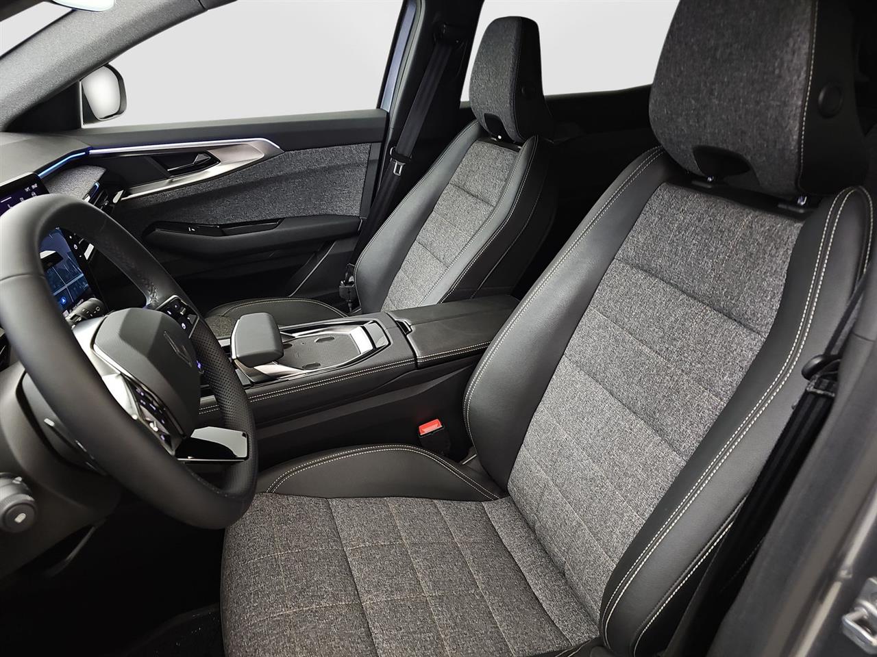 Renault ESPACE Espace 1.2 E-Tech Full Hybrid 200 Techno MMT 7os. 2025