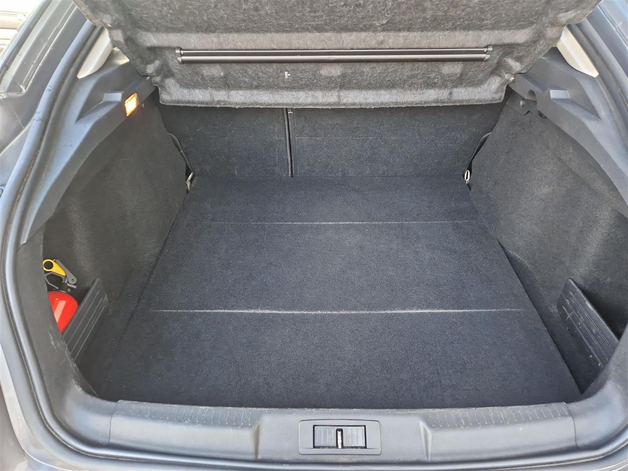 Renault LAGUNA Laguna 1.5 dCi Expression ESM 2012